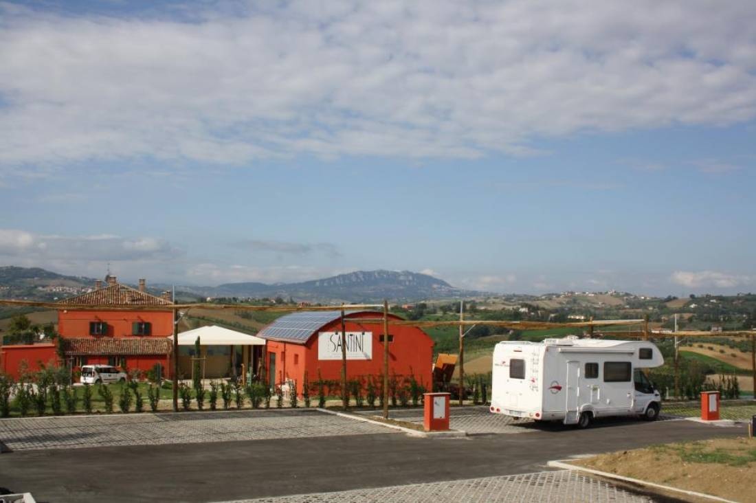 Stellplatz Tenuta Santini — Weingut in Coriano
