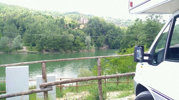 Stellplatz San Benedetto Val di Sambro