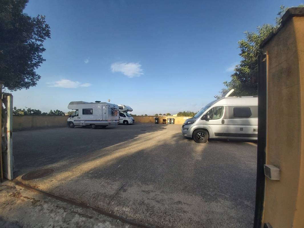 Stellplatz Tuili — Campervan Site in Tuili