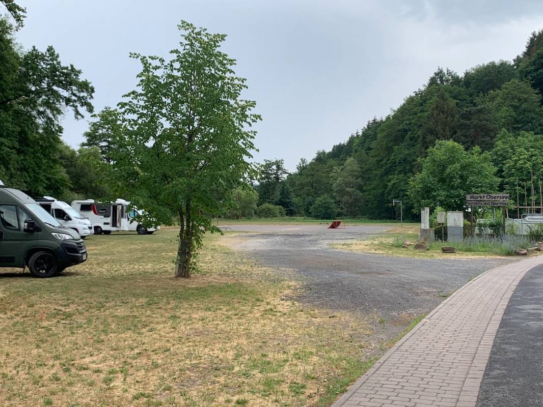 Stellplatz Obersinn — 露营车营地 in Obersinn
