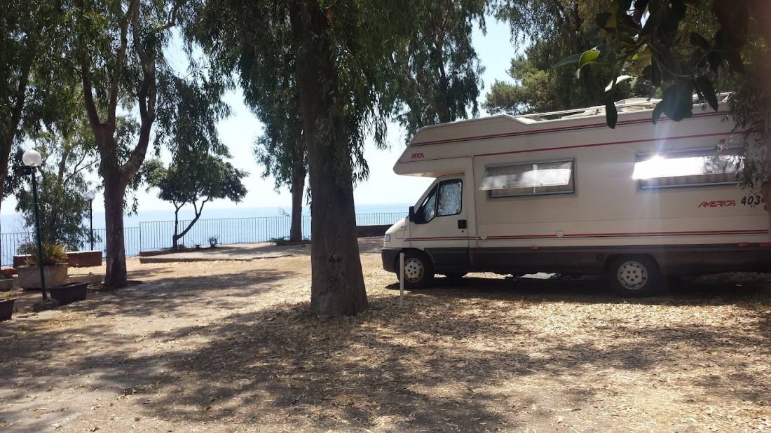 Camping La Timpa — Kemping in Acireale