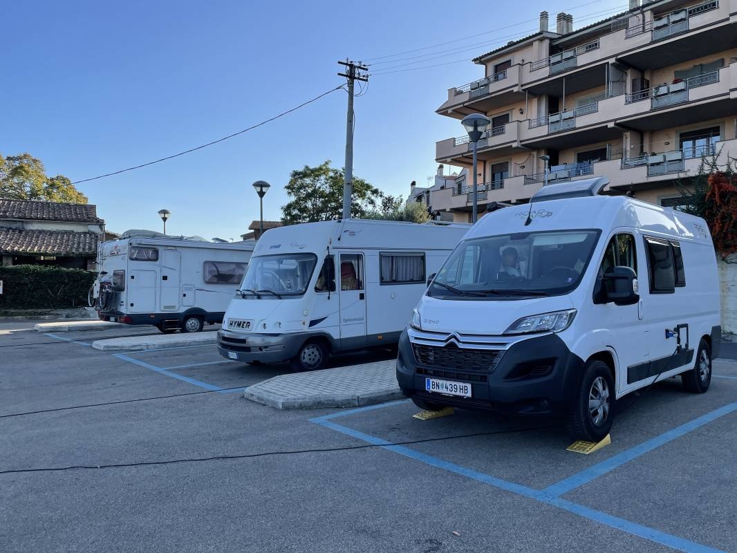 Stellplatz Vitorchiano — Karavan Sitesi in Vitorchiano