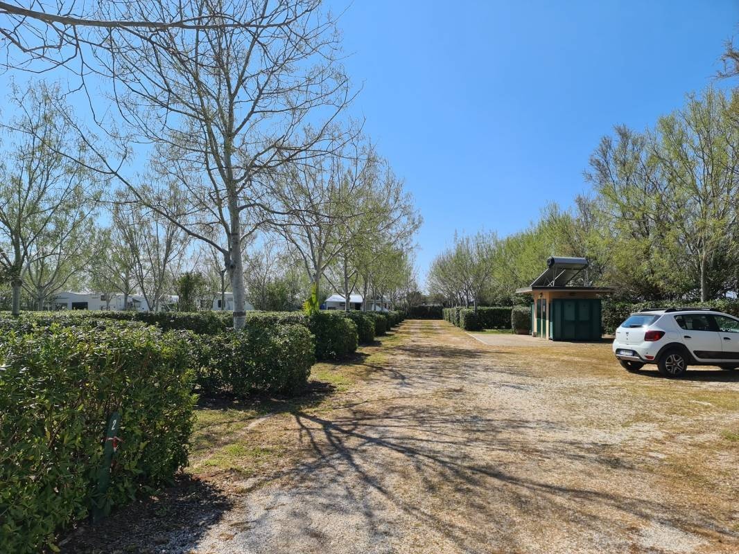 Oasi Sosta Camper — Sp. parking dla kamperów in Piombino