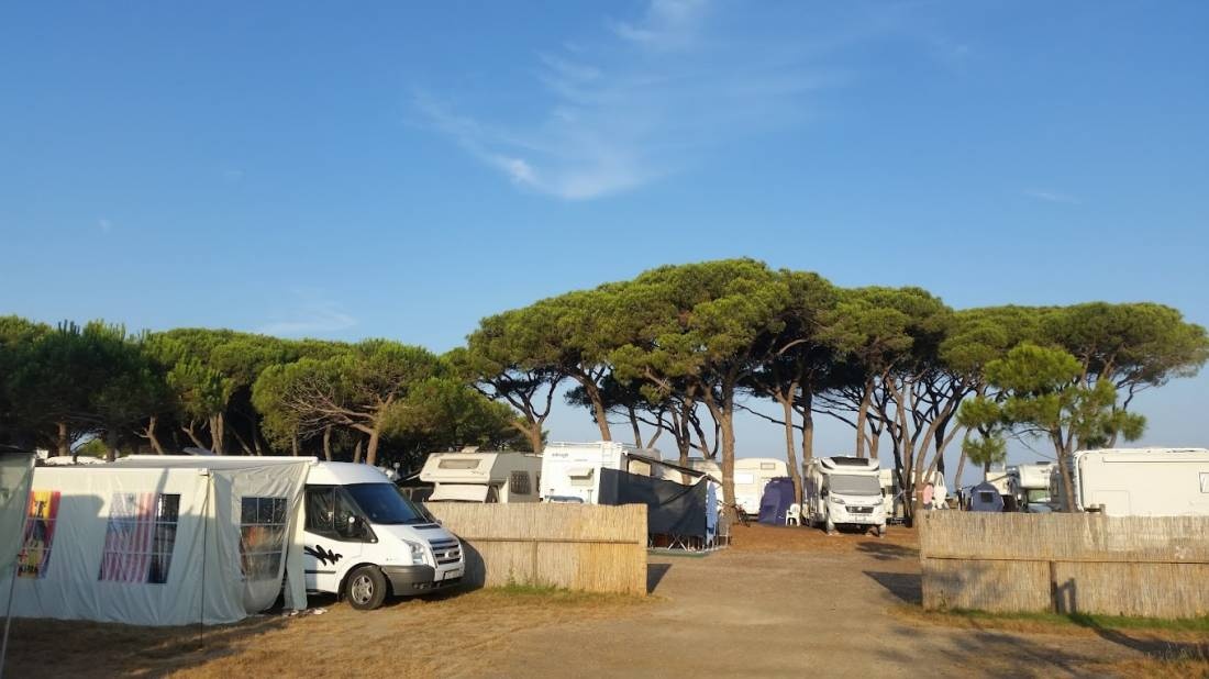 Ai Delfini - Sosta Camper — Stellplatz in Orbetello
