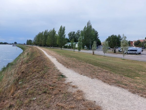 Stellplatz Comacchio — Photo 5