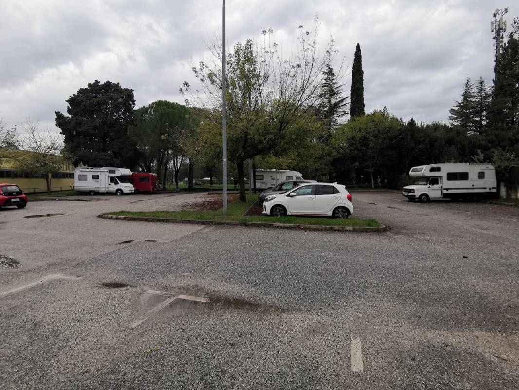 Stellplatz Gradisca d'Isonzo — Stellplatz in Gradisca d'Isonzo