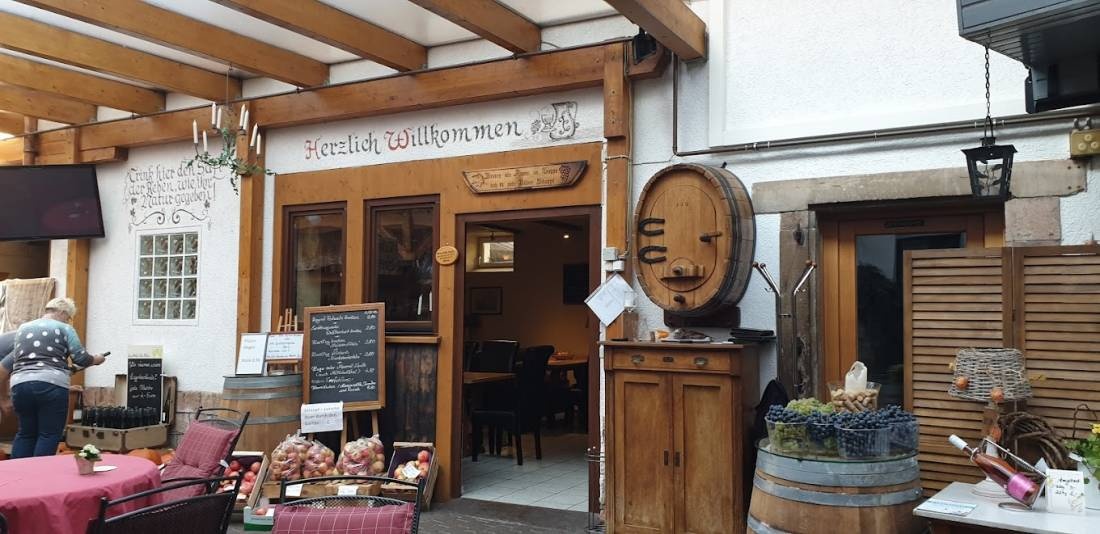 Stellplatz Weingut Junghof — Winery in Heuchelheim-Klingen