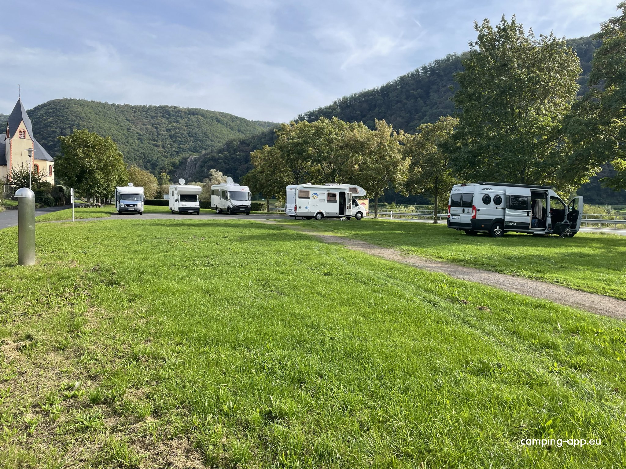 Festplatz Müden (Mosel) — Campervan Site in Müden (Mosel)