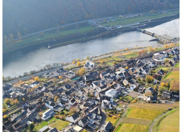 Festplatz Müden (Mosel) — Fotografie 4