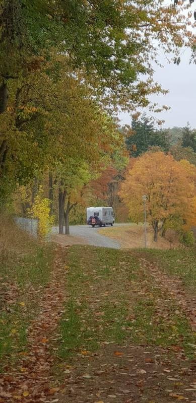 Stellplatz Festhalle Battenberg — Aire camping car in Battenberg (Eder)