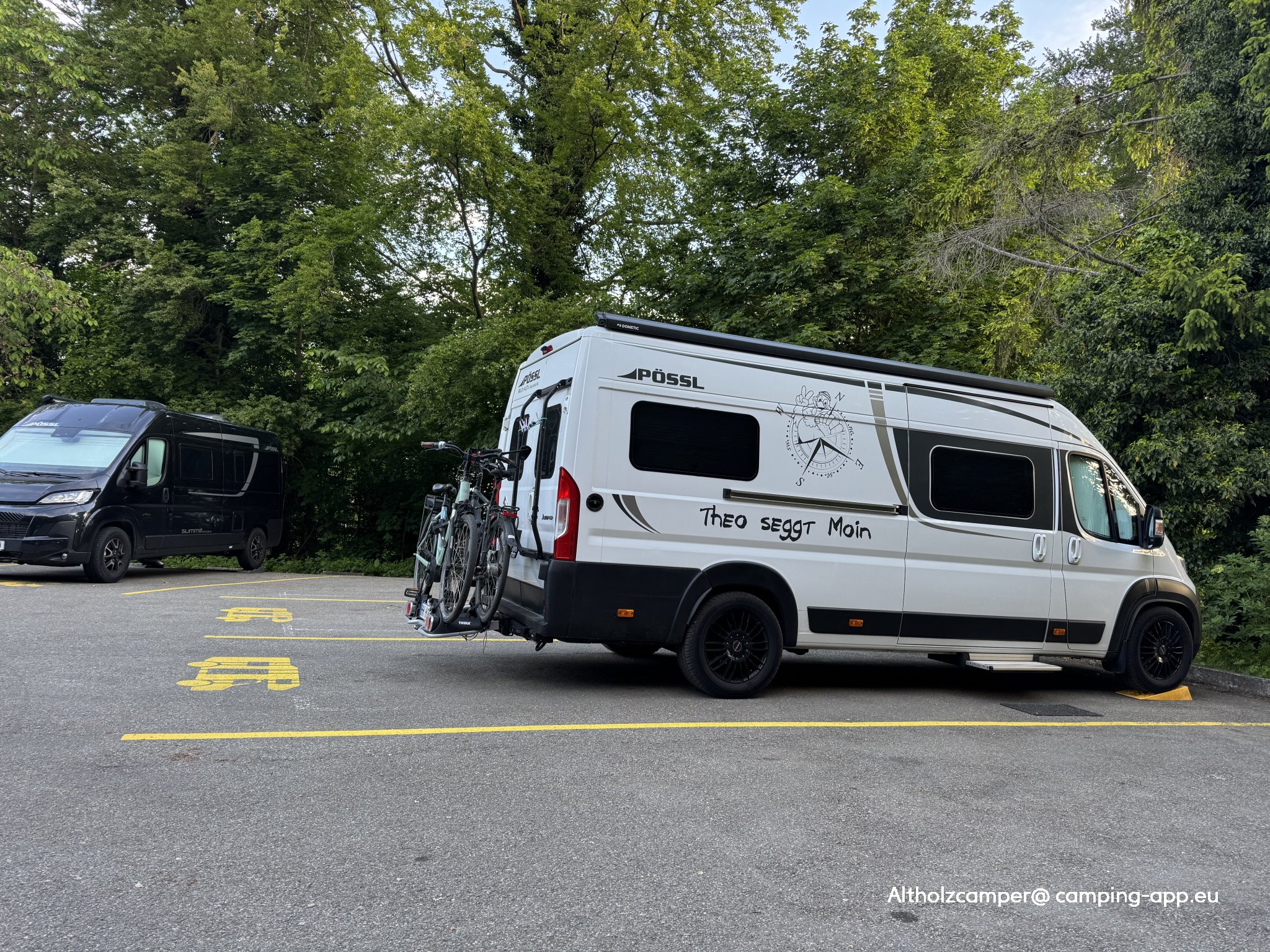 Stellplatz Burg Hohenzollern Bisingen — Sítio para autocaravanas in Bisingen