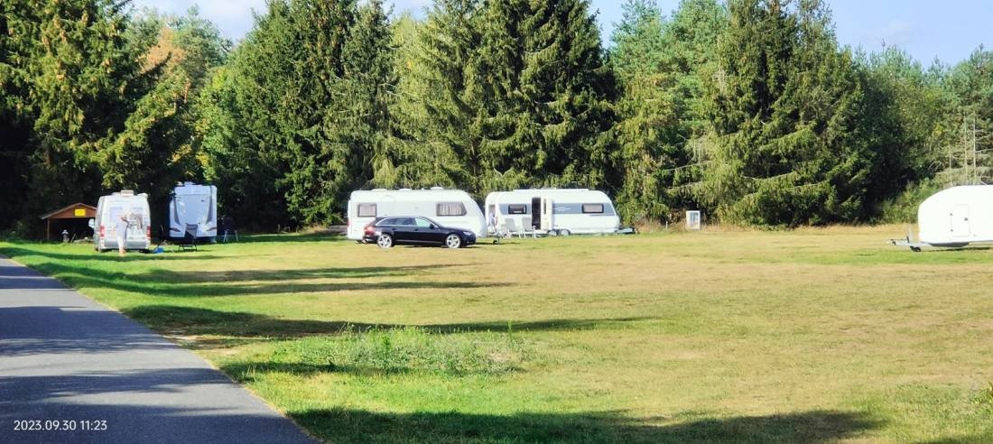 Flugplatz Reinsdorf — Sp. parking dla kamperów in Niederer Fläming