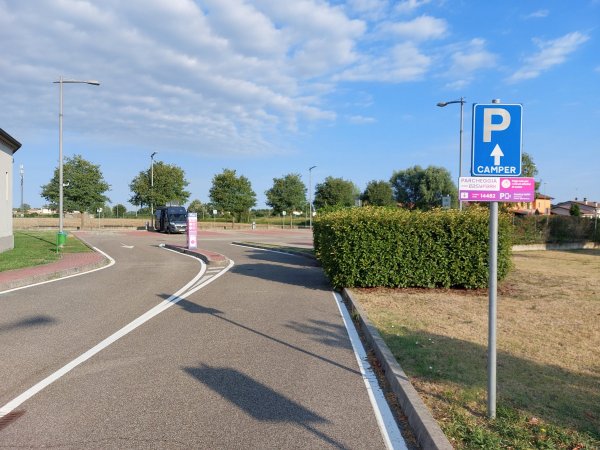 Stellplatz Castelguglielmo — Foto 4