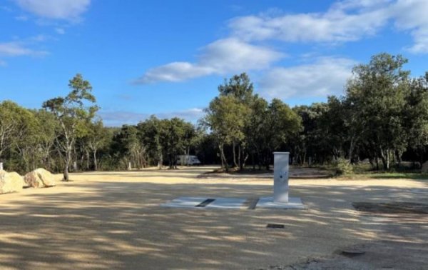 Camping-Car Park Orgnac-l'Aven — Foto 2