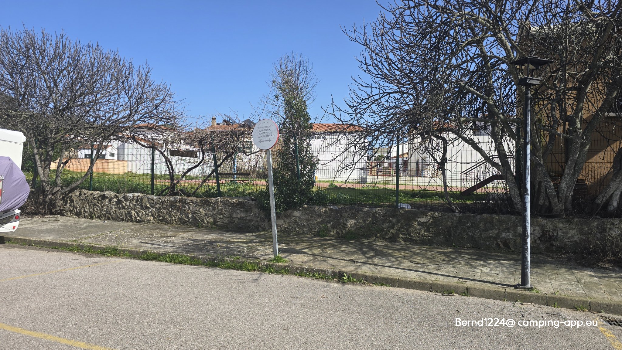 Stellplatz El Real de la Jara — Bobilplass in El Real de la Jara