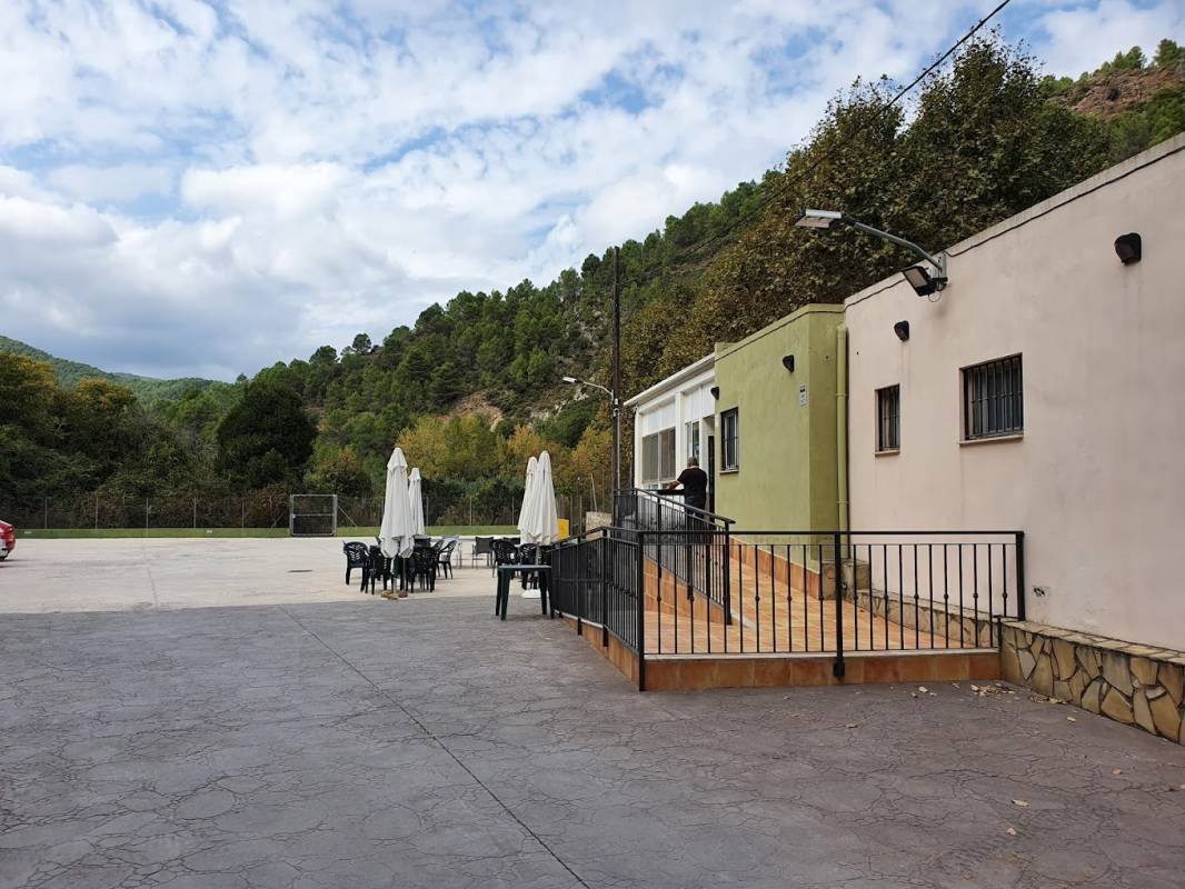 Stellplatz Sueras — Stellplatz in Suera