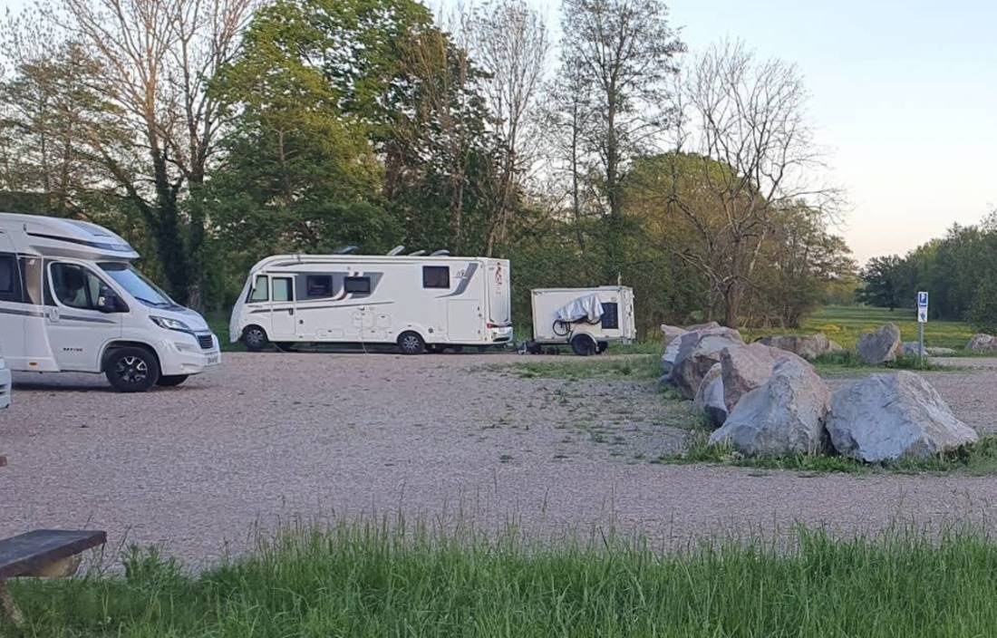 Stellplatz Chaumot — Area di sosta in Chaumot