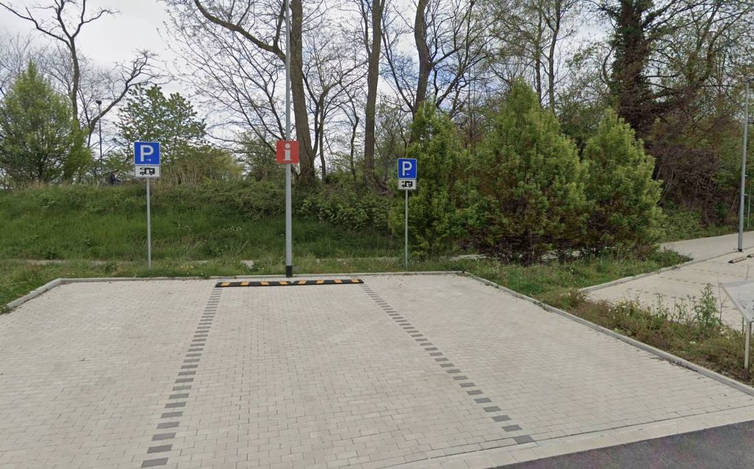 Übernachtungsparkplatz Heiligenhaus — Noční parkování in Heiligenhaus