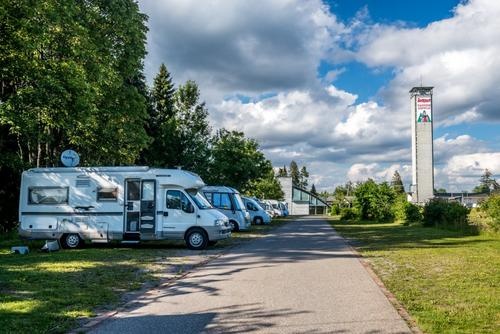 Wohnmobilstellplatz im Natursportzentrum Höchenschwand — 露营车营地 in Höchenschwand
