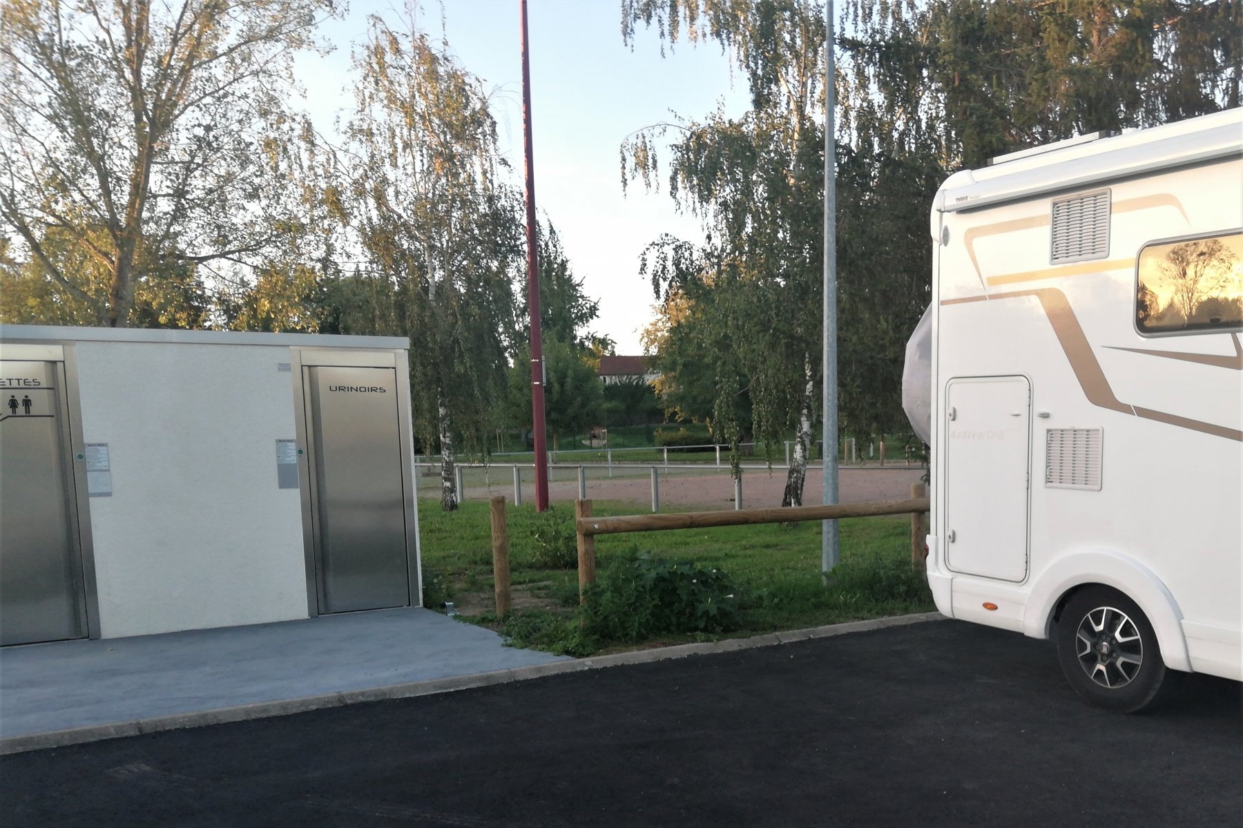 Stellplatz Avermes — Ställplats in Avermes