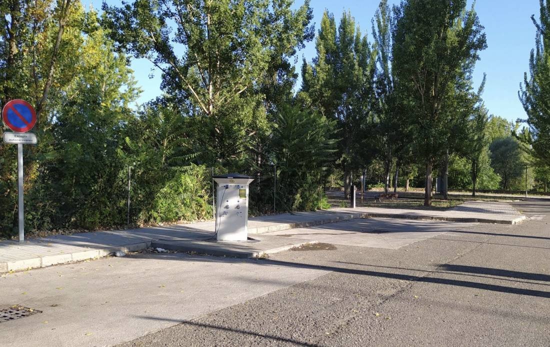 Stellplatz la Pobla de Segur — Sp. parking dla kamperów in la Pobla de Segur