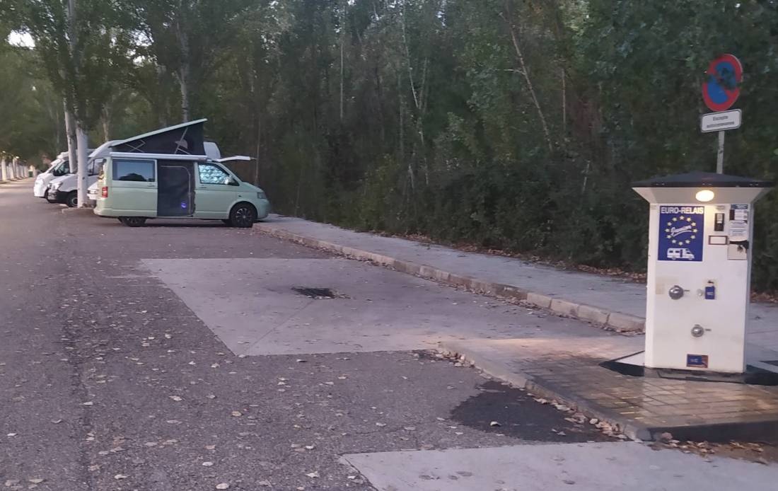 Stellplatz la Pobla de Segur — Ställplats in la Pobla de Segur