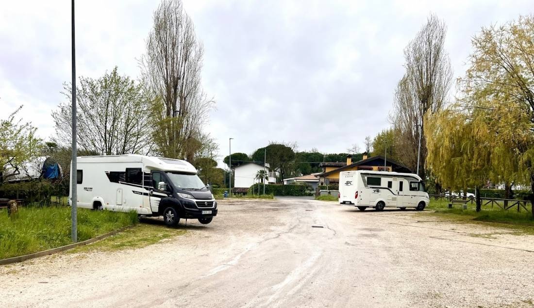 Stellplatz Palazzolo dello Stella — Sp. parking dla kamperów in Palazzolo dello Stella