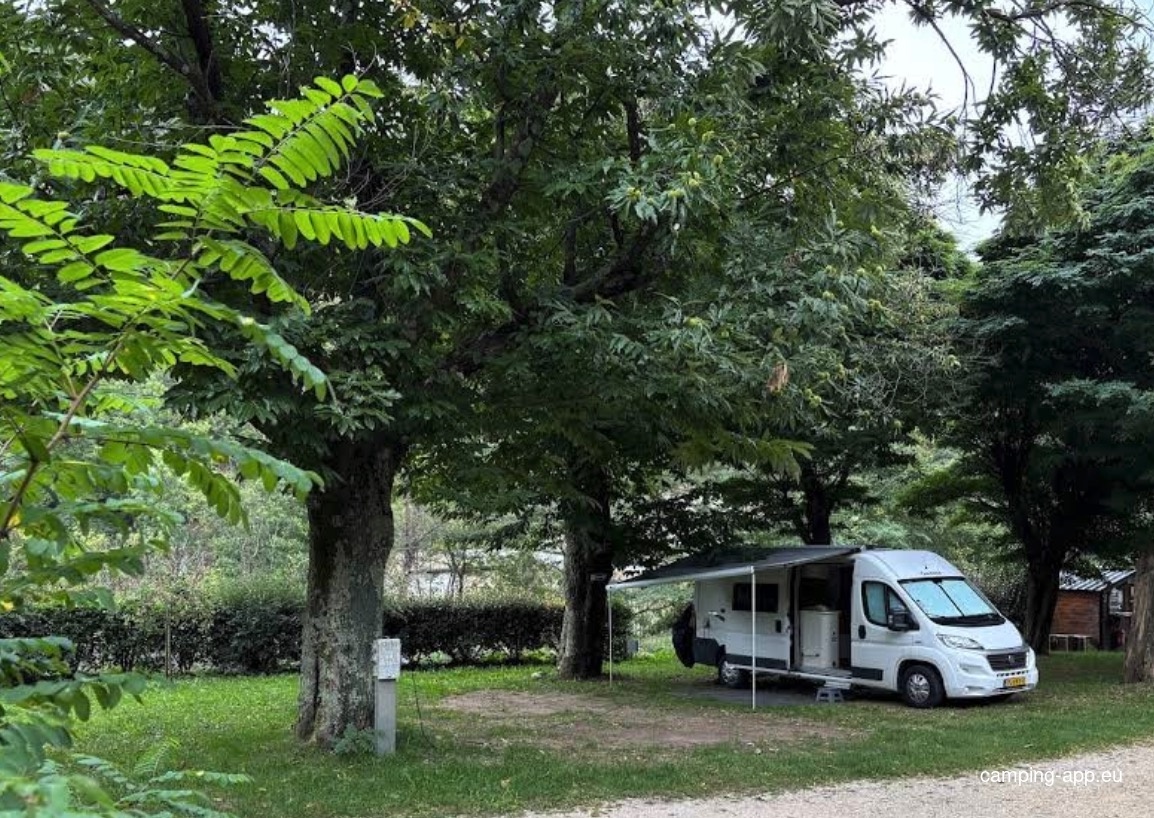 Camping Municipal Vallées-d'Antraigues-Asperjoc — Camping in Vallées-d'Antraigues-Asperjoc