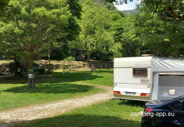 Camping Municipal Vallées-d'Antraigues-Asperjoc — Photo 2
