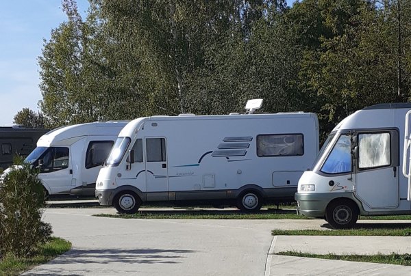 Stellplatz Melinenburg Leipzig — Photo 3