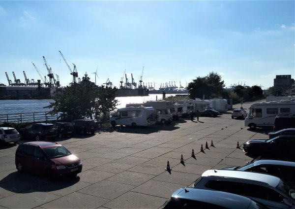 Parkplatz am Strand Pauli — Bobilplass in Hamburg