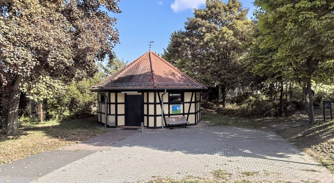 Stellplatz Wörrstadt — Camperplaats in Wörrstadt