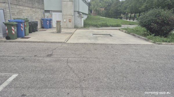 Stellplatz San Benedetto Po — Photo 3