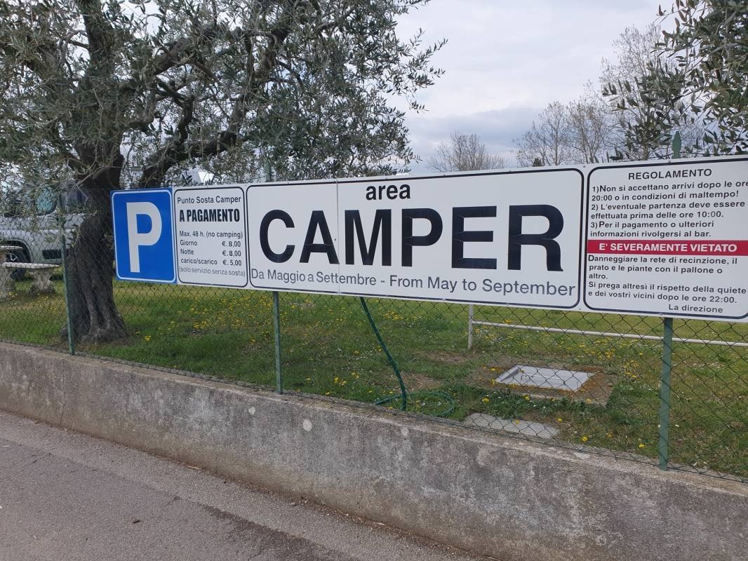 Stellplatz Manerba del Garda — Stellplatz in Manerba del Garda