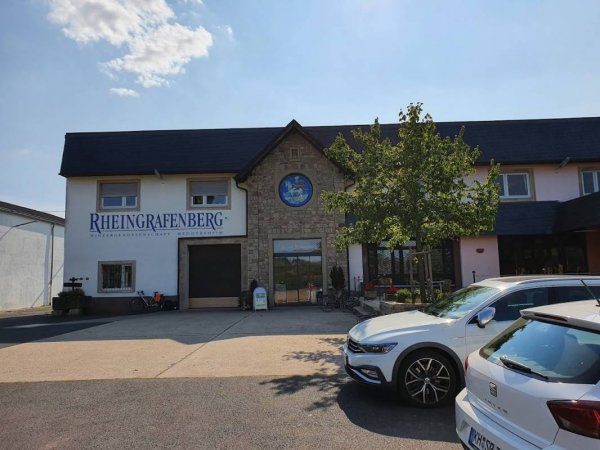 Stellplatz bei der Winzergenossenschaft Meddersheim — Fotoğraf 2