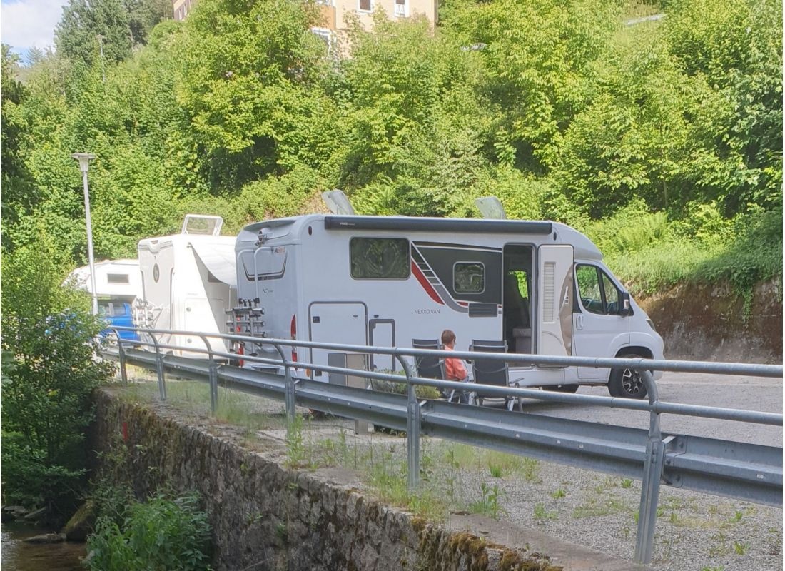 Wohnmobilstellplatz Hornberg — Area Autocaravanas in Hornberg