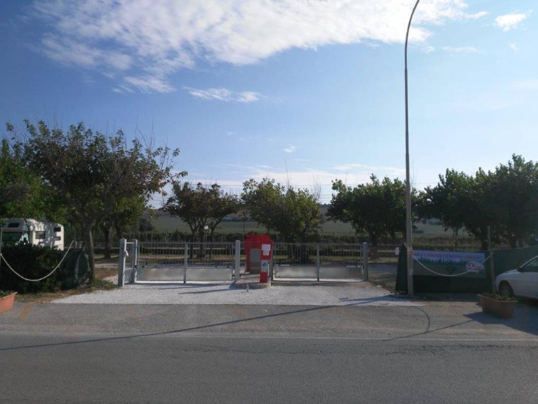 Area Camper Cortina — Camping in Senigallia