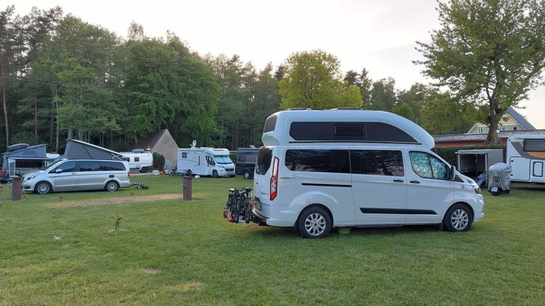 Natur- und Ferienpark Am Groß Labenzer See — Kamp yeri in Warin