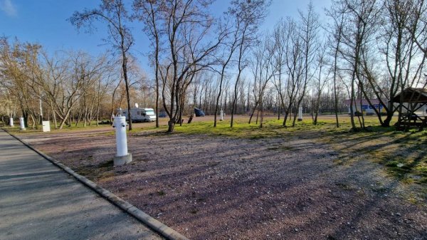 Stellplatz Zum Weinberg — Photo 4