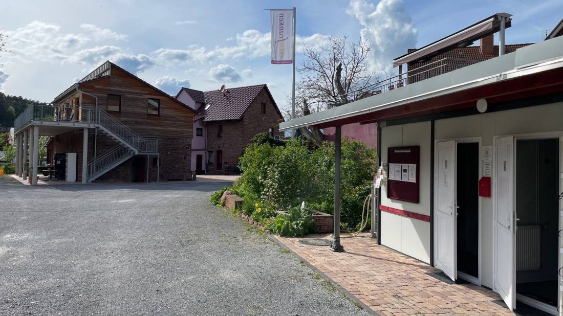 Wohnmobilstellplatz am Schalkhaus — 露营车营地 in Elsenfeld