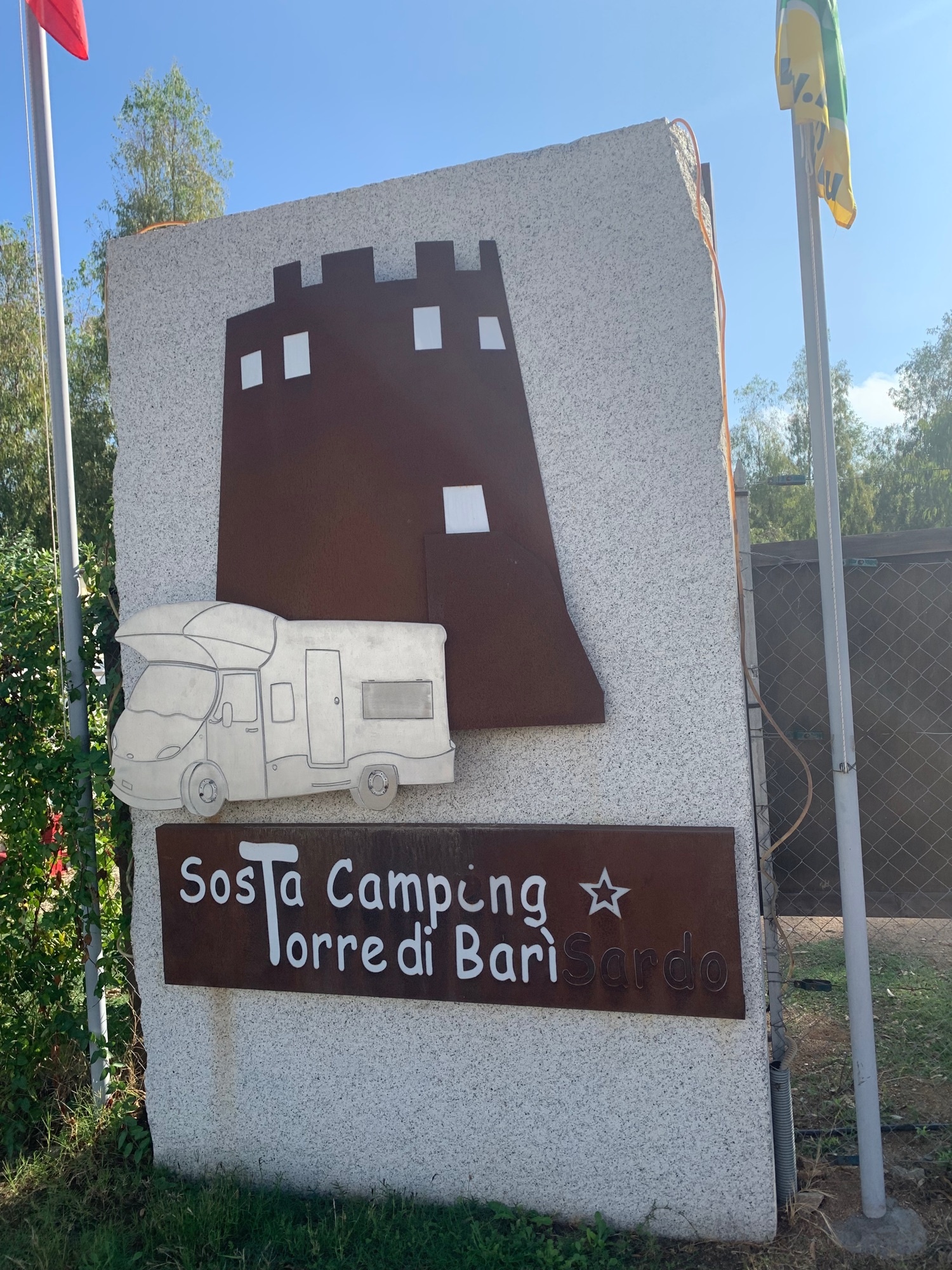 Sosta Camping Torre di Bari Sardo — Campervan Site in Barì/Bari Sardo