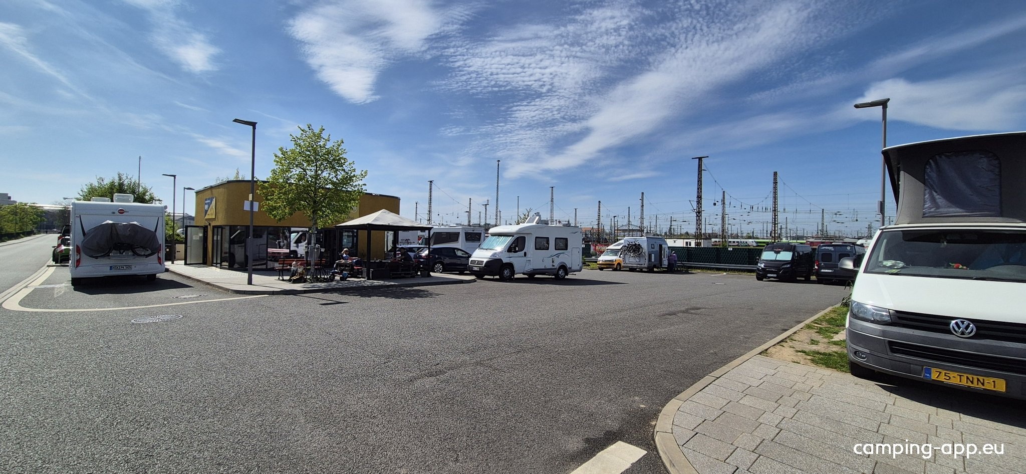 Parken am Goldstück — Campervan Site in Leipzig