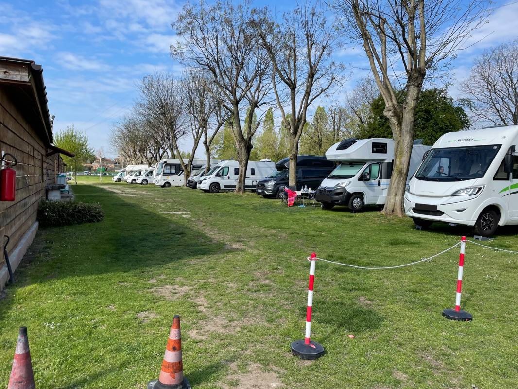 Corte Agricola Monrò — Karavan Sitesi in Verona