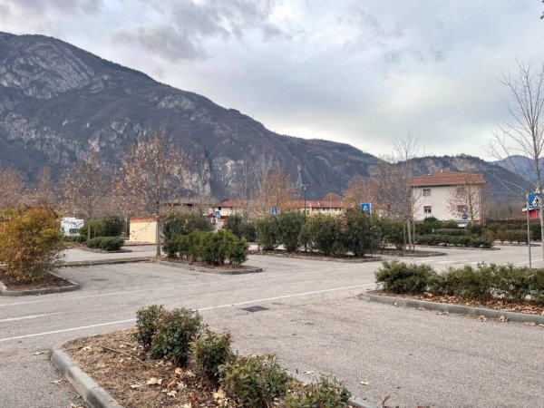 Area di sosta camper via Fersina — Foto 3