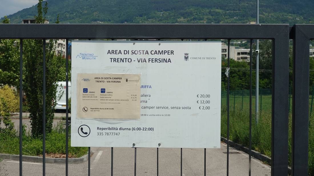Area di sosta camper via Fersina — Bobilplass in Trento