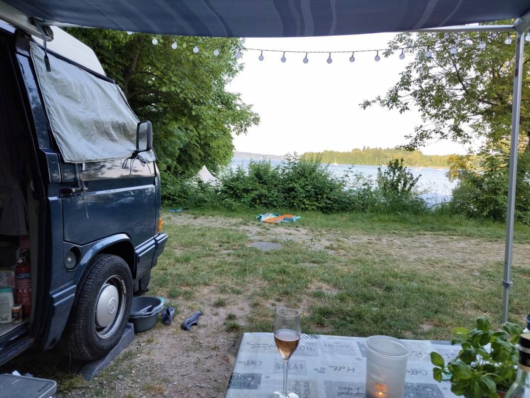 Naturcampingplatz Mainau-Litzelstetten — Campervan Site in Landkreis Konstanz
