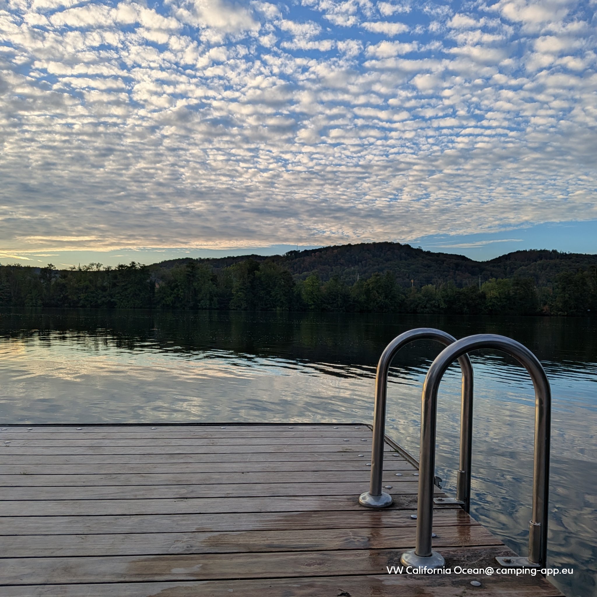 Camping und Schwimmbad am Rhein — Foto 3
