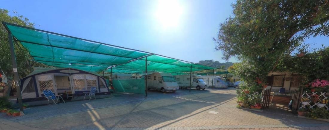 Camping Rosa — Kemp in San Bartolomeo al Mare