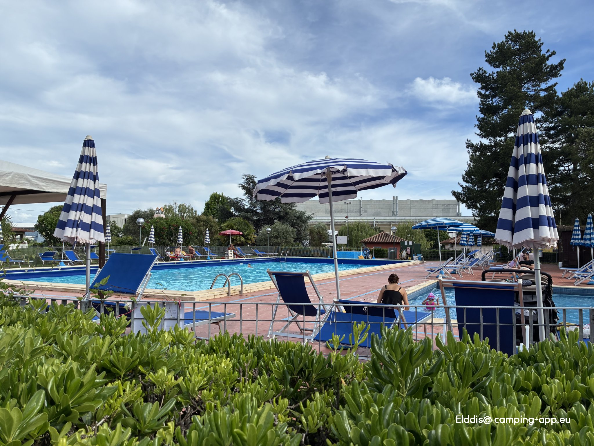 Camping Iron Gate Marina 3B — Zdjęcie 2