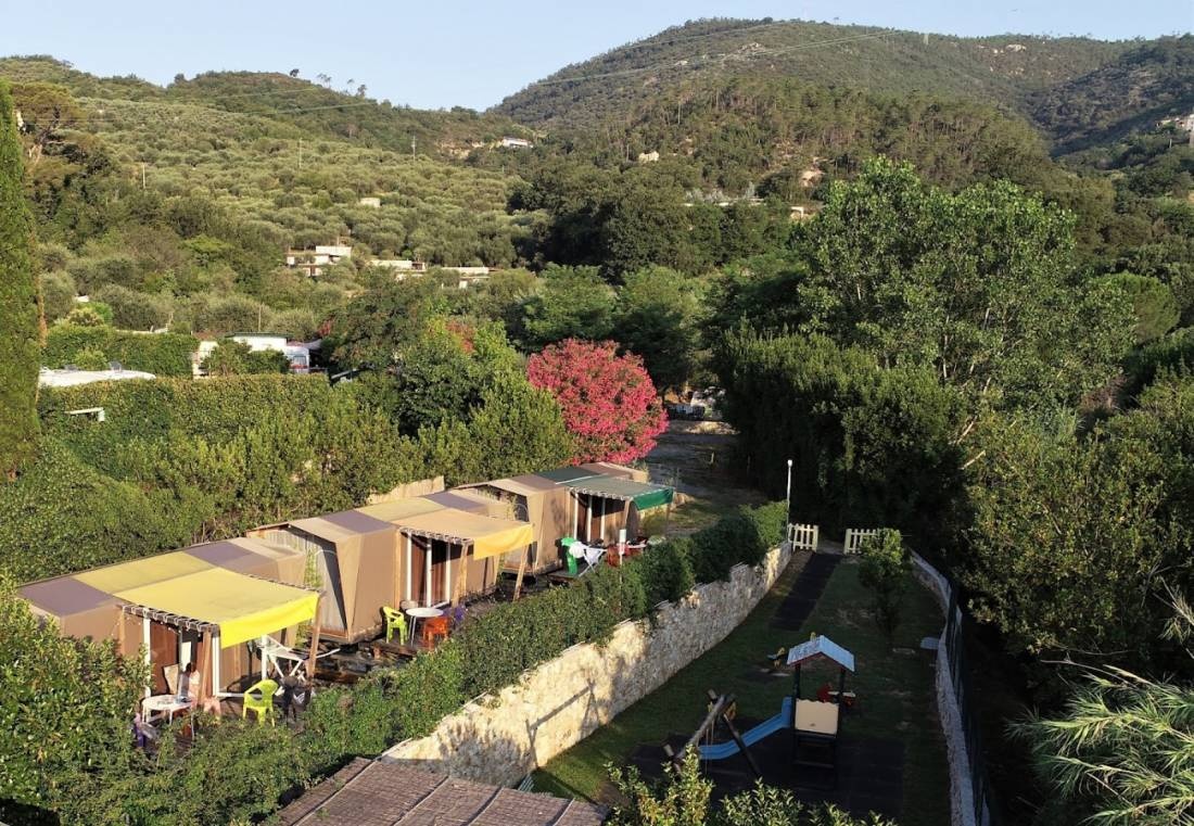 Camping dei Fiori — Campingplatz in Pietra Ligure